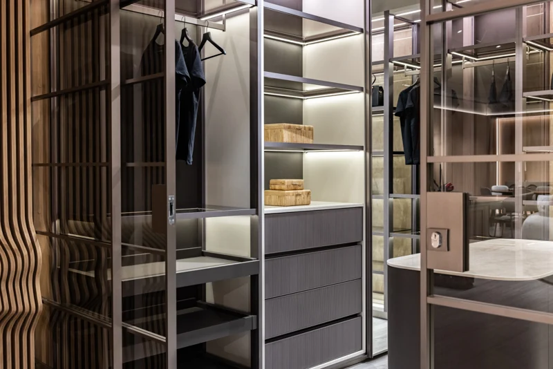 Glass-front storage and illuminated shelving · Orlando showroom