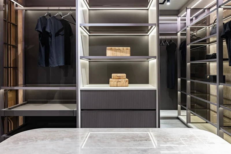 Wardrobe interiors and integrated lighting · Orlando showroom